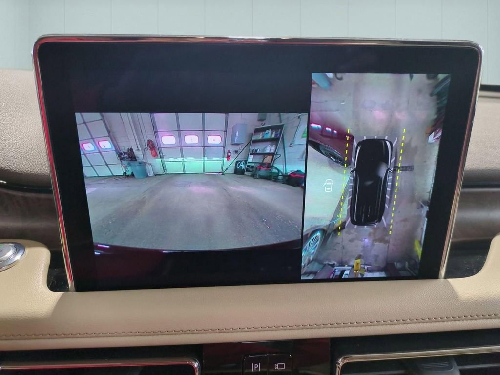 Certified 2023 Lincoln Aviator Reserve w/ Equipment Group 201A image 26