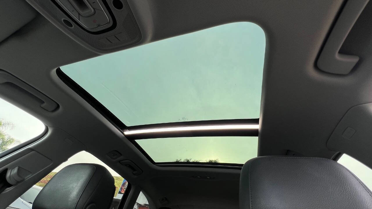 Used 2017 Audi A4 2.0T allroad Premium Plus w/ Premium Plus Package image 22