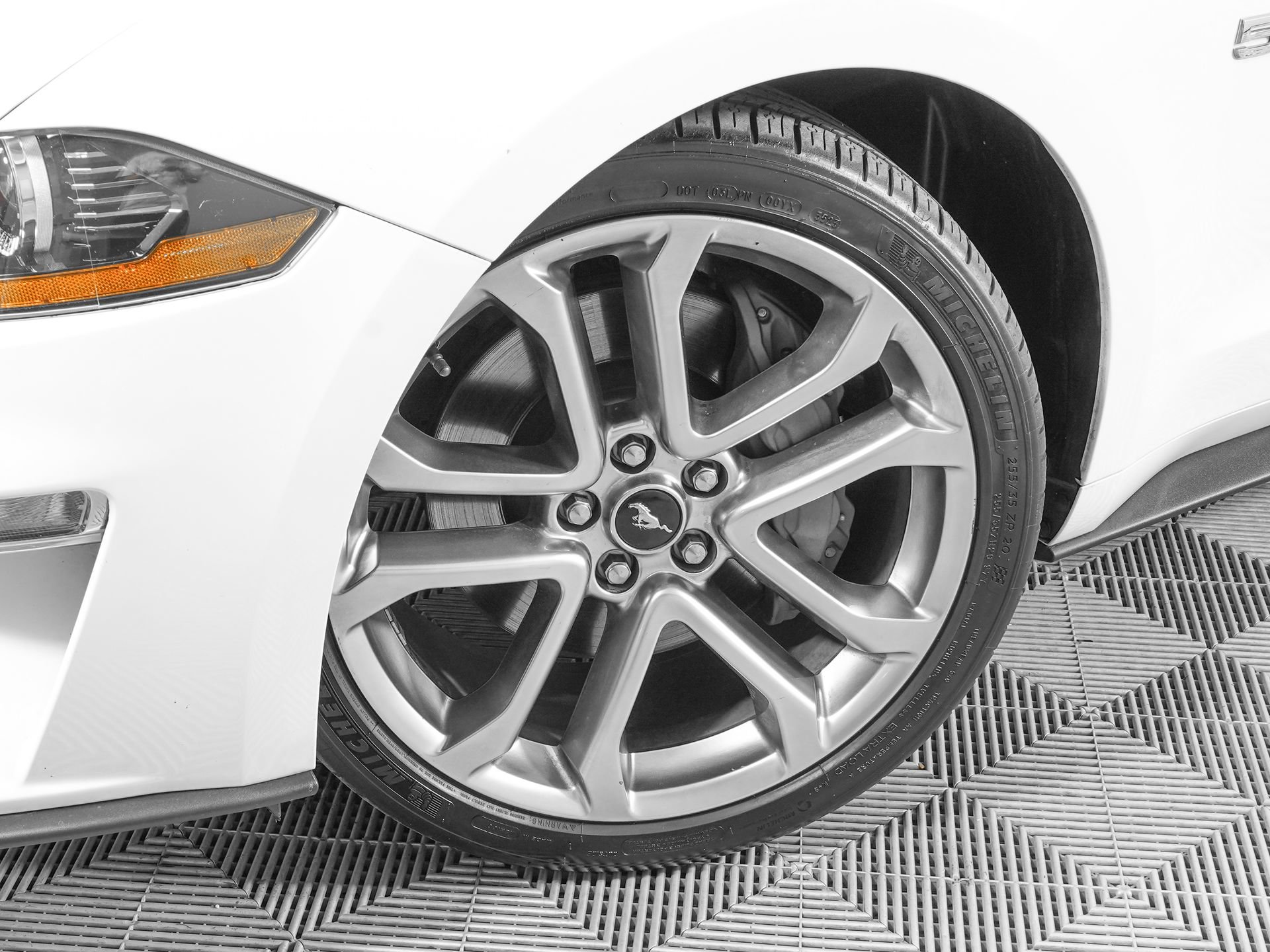 Used 2020 Ford Mustang GT Premium w/ Equipment Group 401A RWD image 26