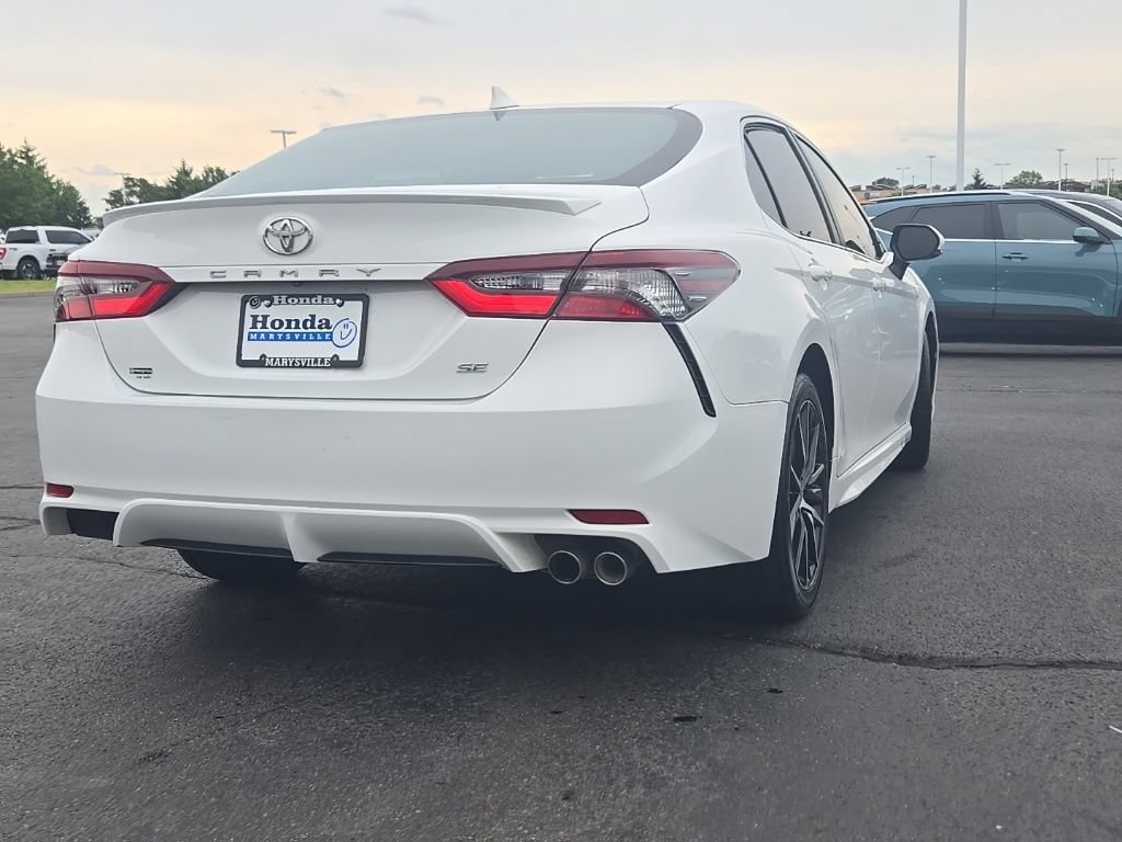 Used 2022 Toyota Camry SE FWD image 8