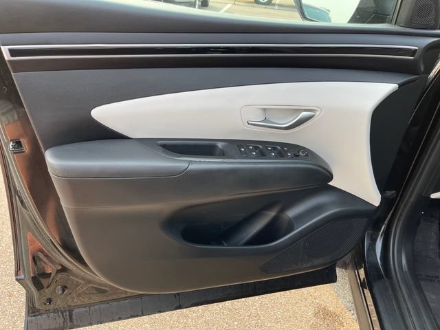 Used 2022 Hyundai Tucson SE AWD/4WD image 10