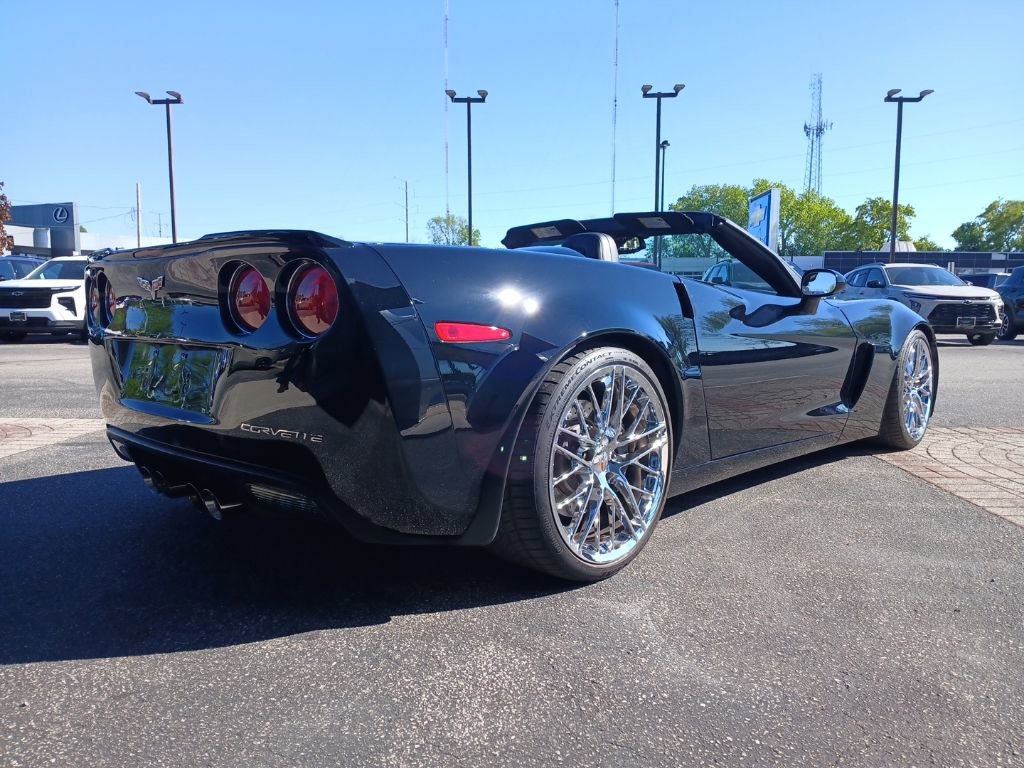 Used 2013 Chevrolet Corvette 427 w/ 1SB Preferred Equipment Group RWD image 8