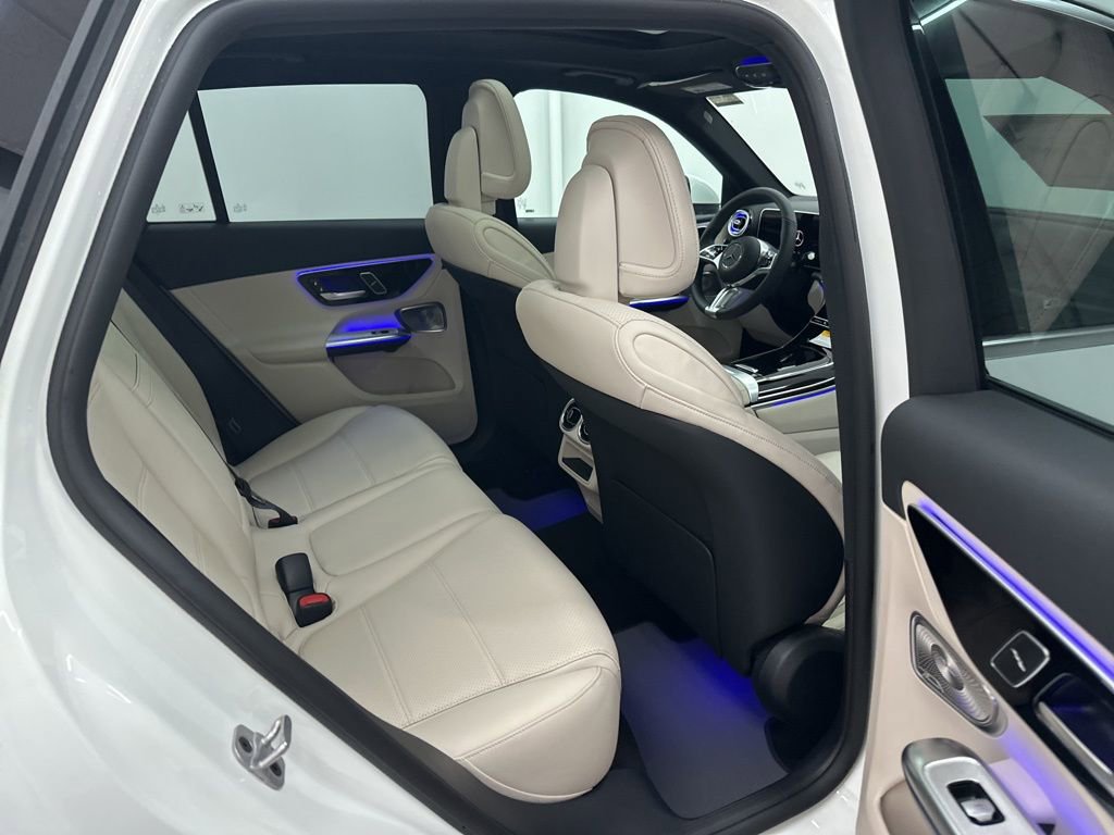 New 2026 Mercedes-Benz GLC 300 image 24