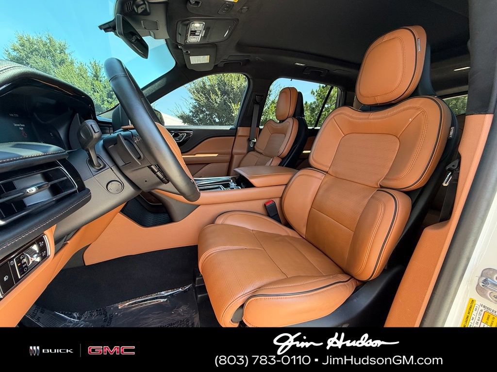 Used 2024 Lincoln Aviator Black Label w/ Dynamic Handling Package AWD/4WD image 30
