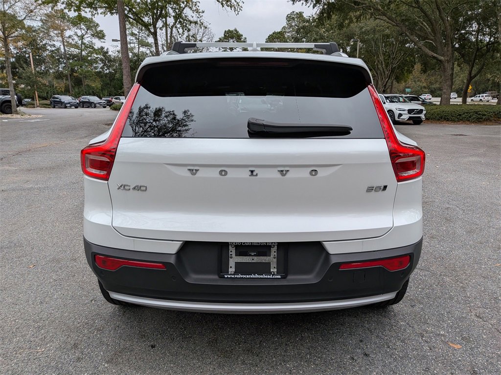 Certified 2024 Volvo XC40 B5 Core image 5