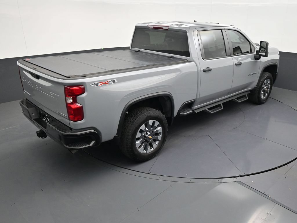 Used 2025 Chevrolet Silverado 2500 Custom w/ Custom Value Package AWD/4WD image 17