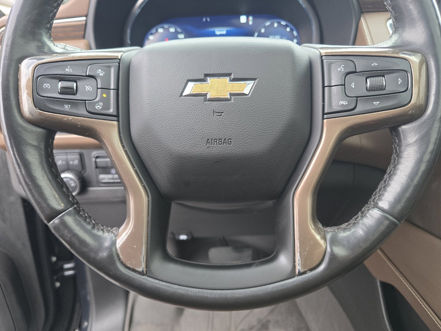 Certified 2022 Chevrolet Tahoe High Country w/ Premium Package image 47