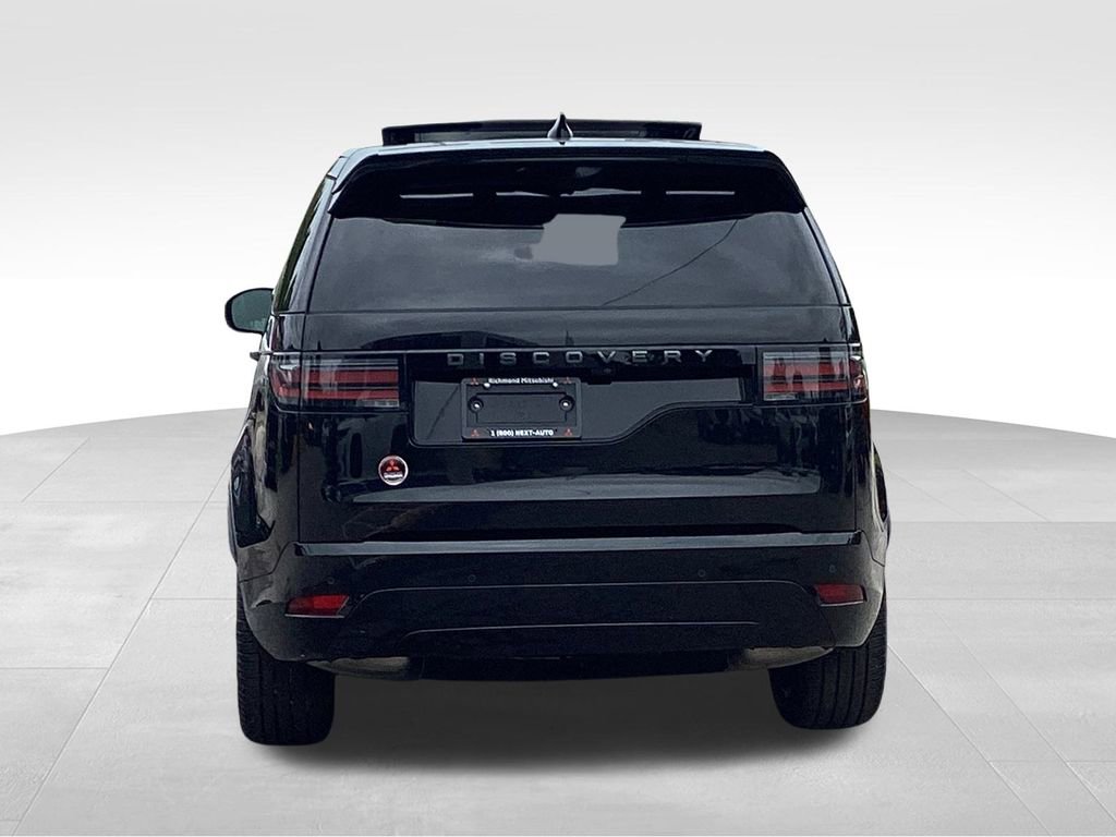 Used 2024 Land Rover Discovery Dynamic SE image 9
