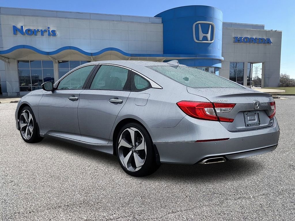Used 2020 Honda Accord Touring image 3