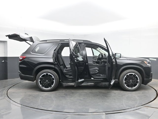 New 2026 Honda Pilot Touring image 56