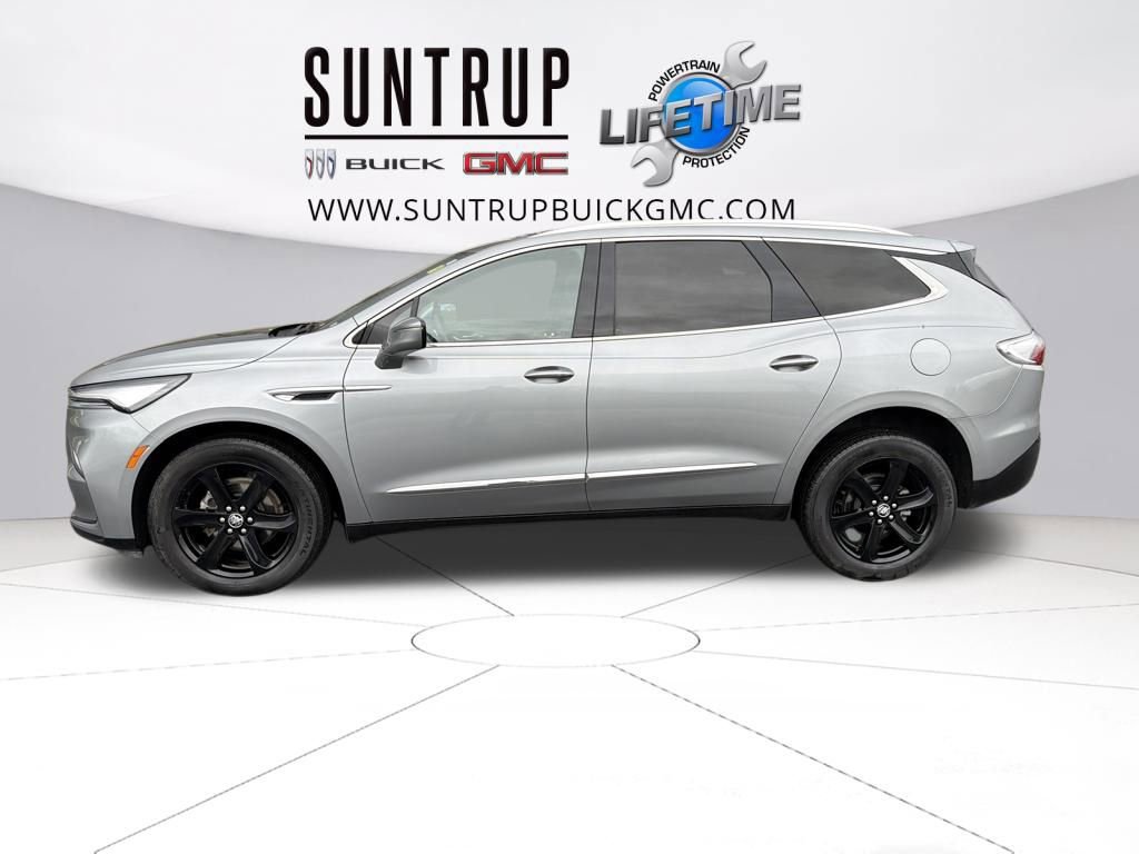 Used 2024 Buick Enclave Essence w/ Experience Buick Package image 2