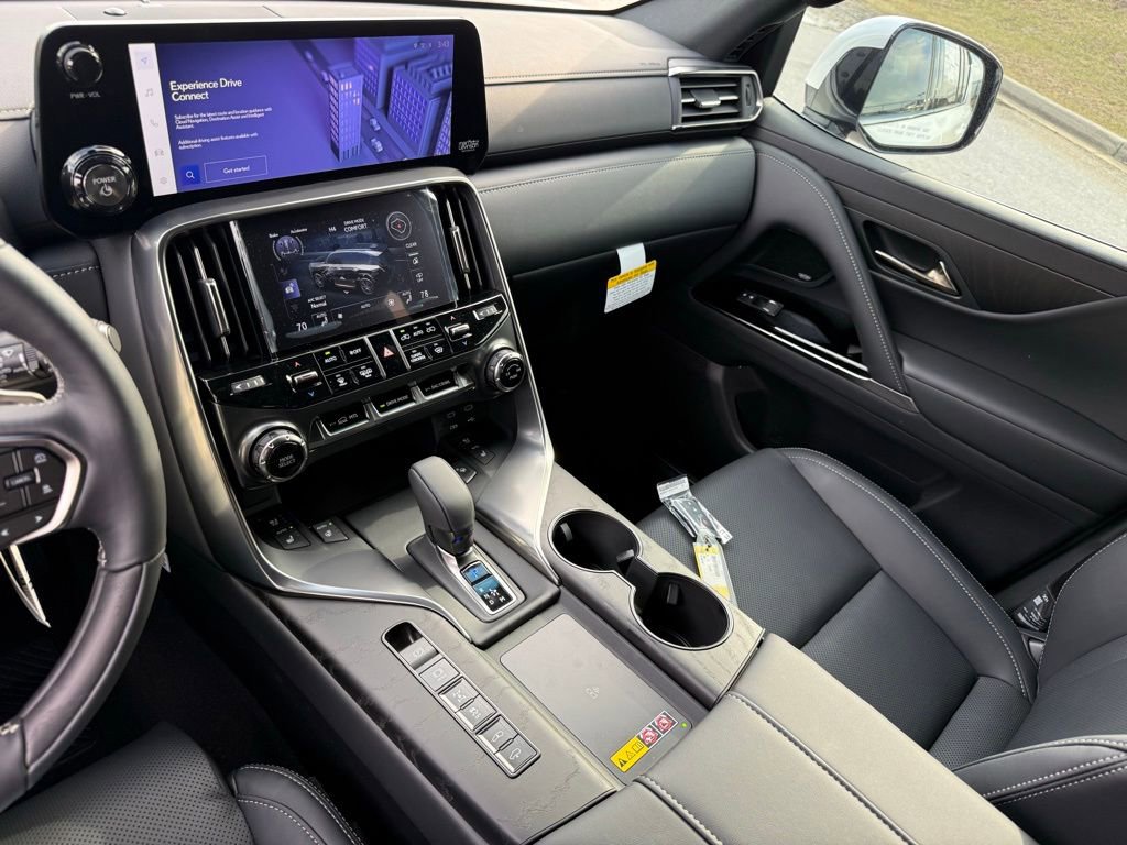 New 2026 Lexus LX 700h Luxury image 31