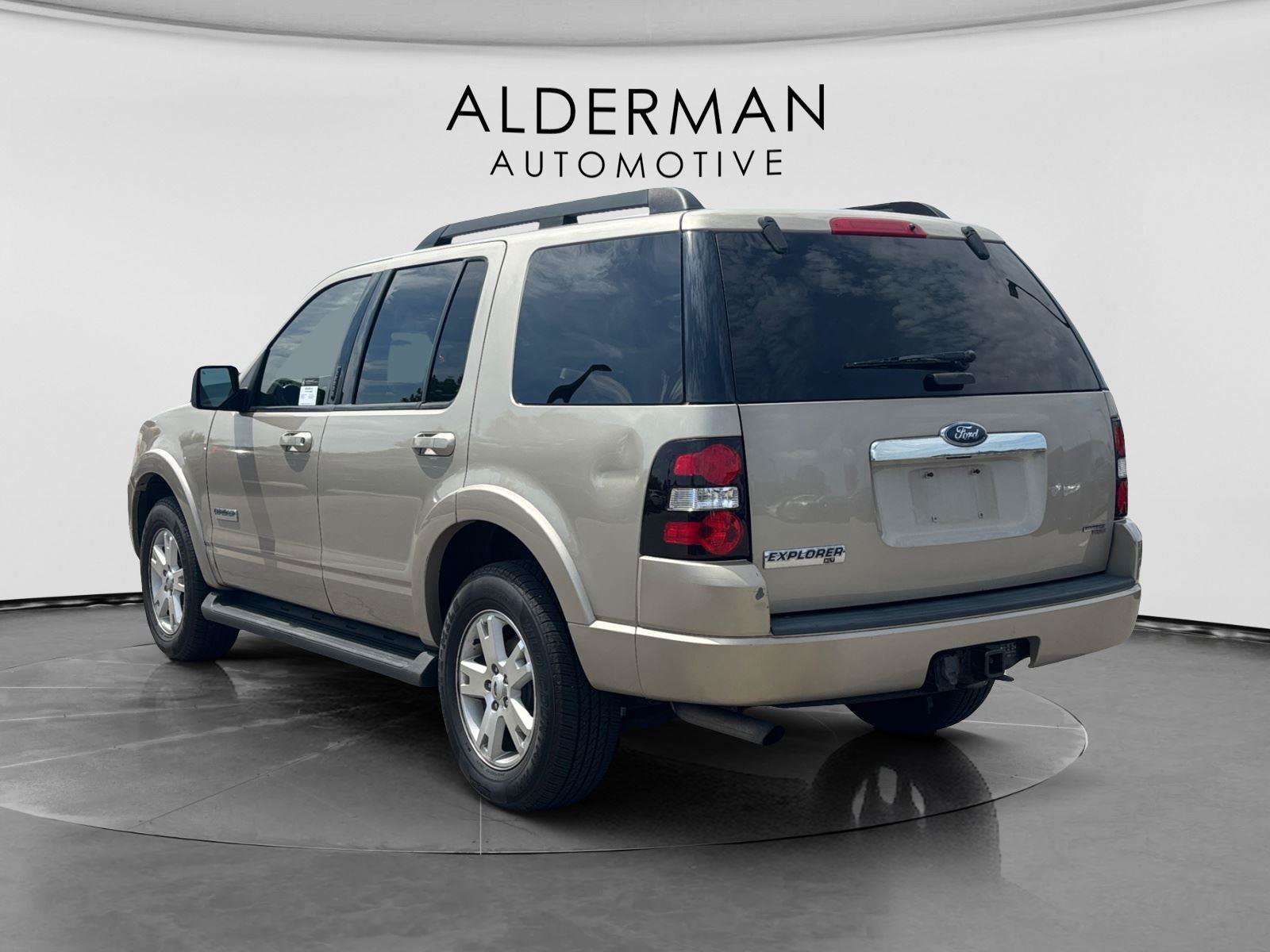 Used 2007 Ford Explorer XLT AWD/4WD image 3