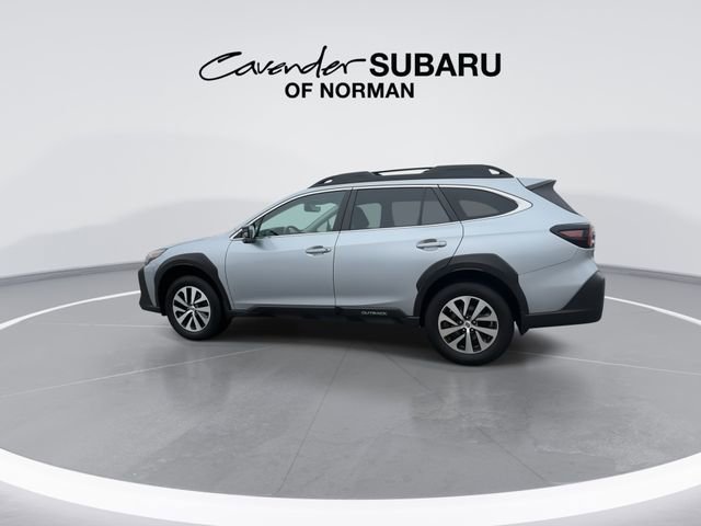 Used 2023 Subaru Outback Premium image 6
