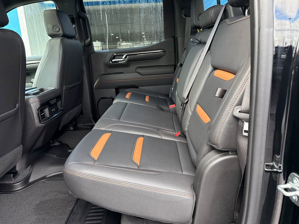 Used 2023 GMC Sierra 1500 AT4 w/ AT4 Premium Package image 32