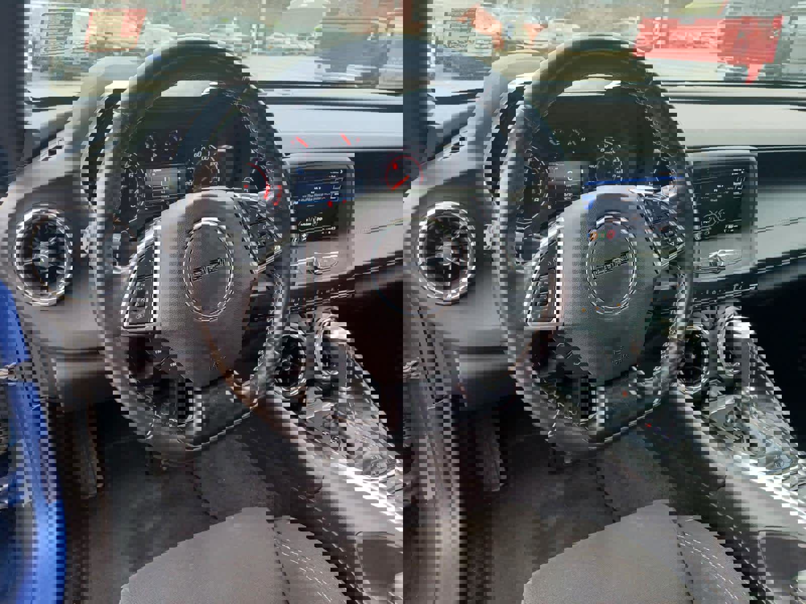 Used 2021 Chevrolet Camaro LT image 9