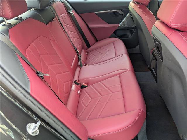 Used 2025 BMW 540i xDrive image 20