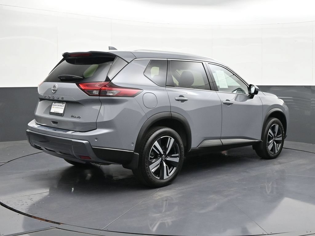 Used 2025 Nissan Rogue SL w/ SL Premium Package AWD/4WD image 5