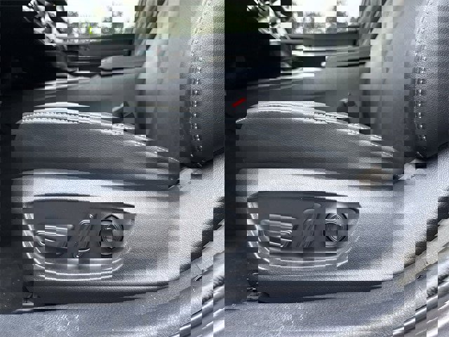 Used 2022 Toyota Camry XSE image 23