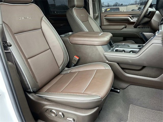 Used 2024 GMC Sierra 2500 Denali w/ Denali Reserve Package image 31