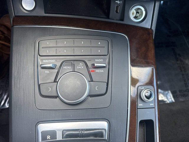 Used 2019 Audi Q5 2.0T Premium w/ Convenience Package image 18