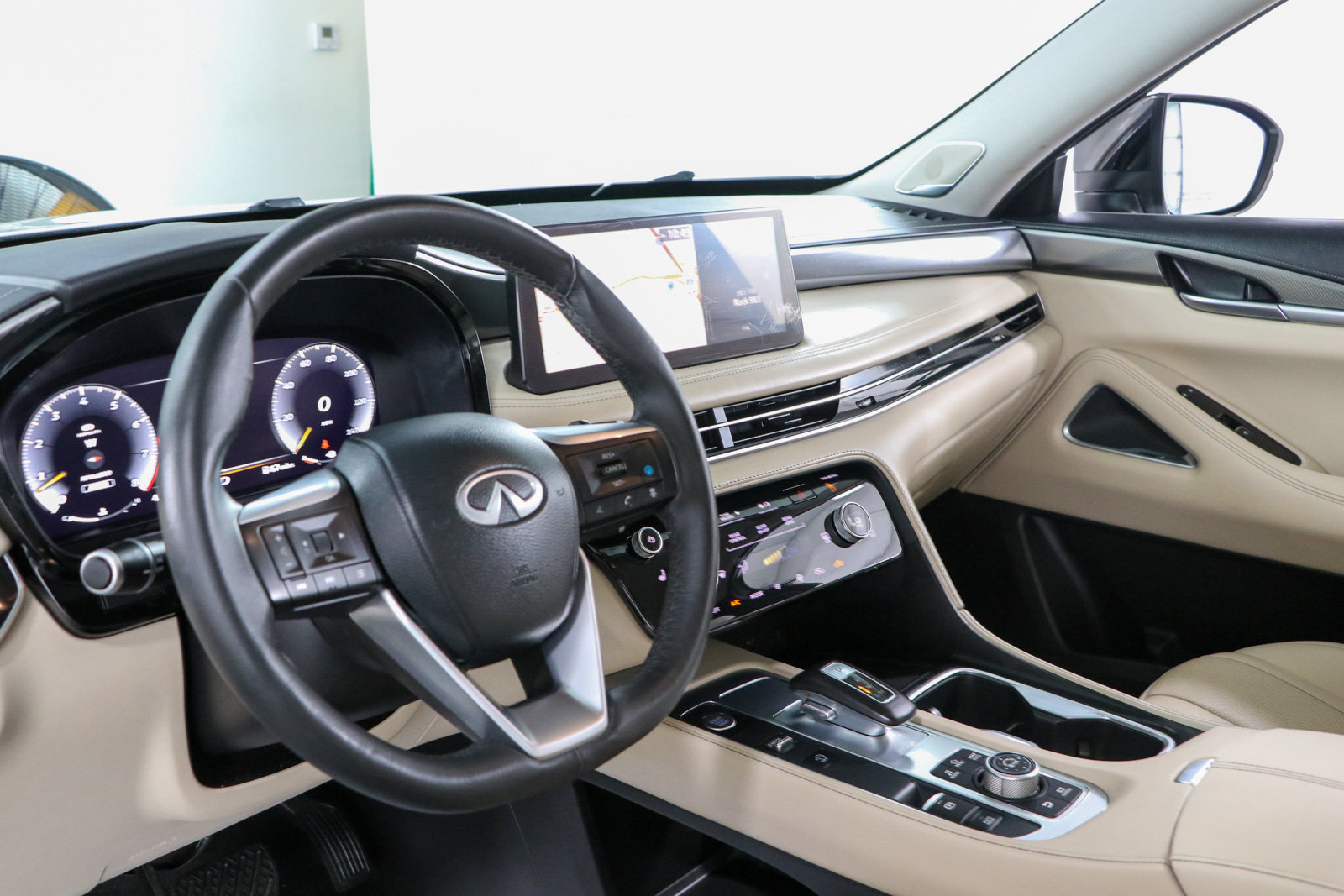 Used 2023 INFINITI QX60 Luxe w/ Vision Package AWD/4WD image 25
