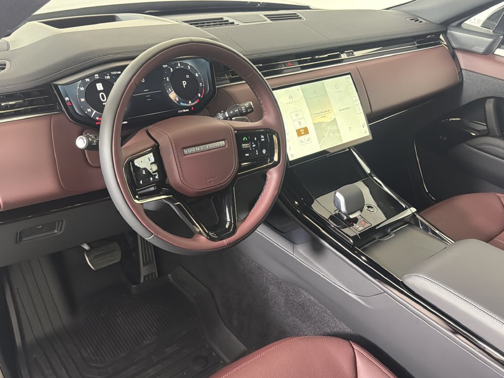 New 2027 Land Rover Range Rover Sport Dynamic SE AWD/4WD image 4
