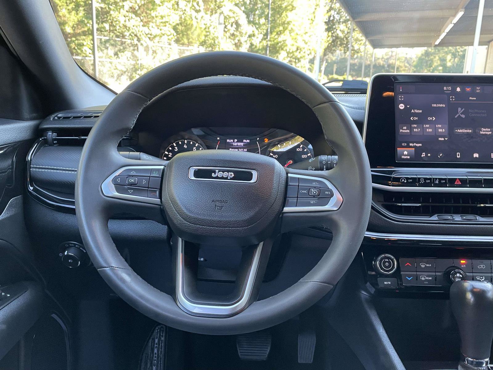 Used 2022 Jeep Compass Latitude AWD/4WD image 12