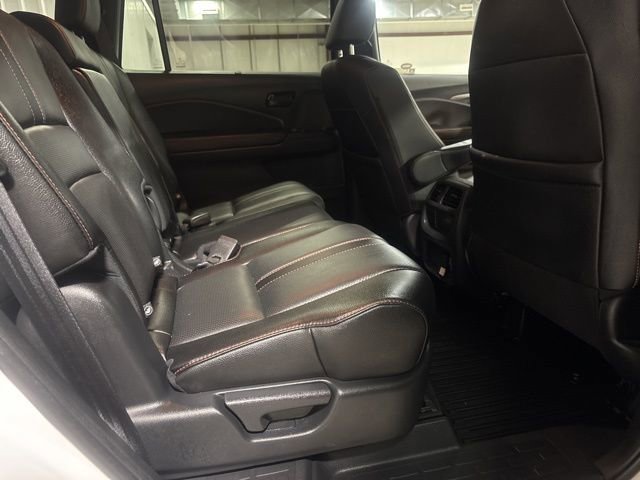 Used 2023 Honda Passport TrailSport image 12