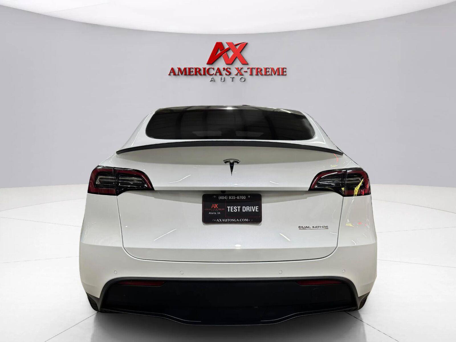 Used 2022 Tesla Model Y Performance AWD/4WD image 6