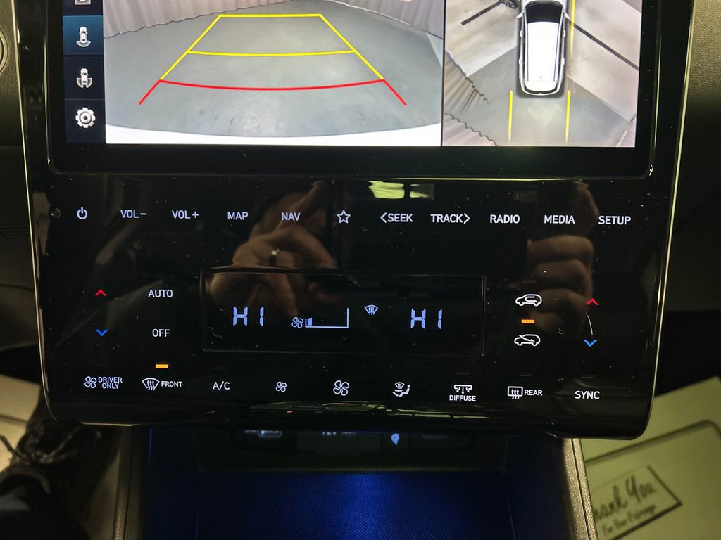 Used 2023 Hyundai Tucson Limited image 17
