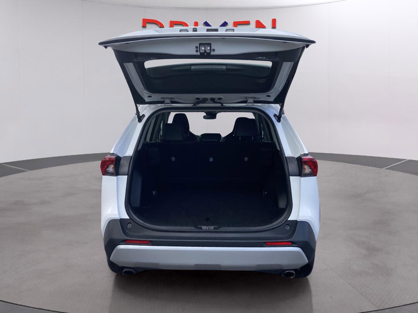 Used 2024 Toyota RAV4 Adventure image 36