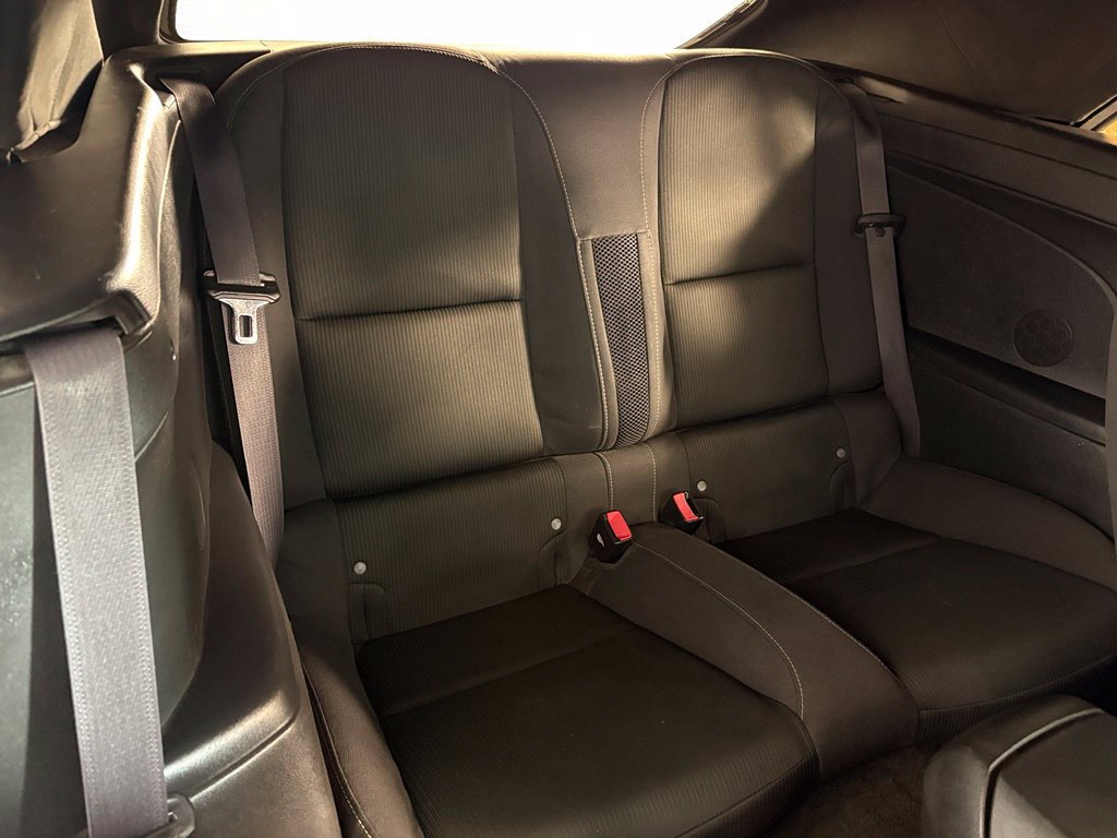 Used 2015 Chevrolet Camaro LT RWD image 32