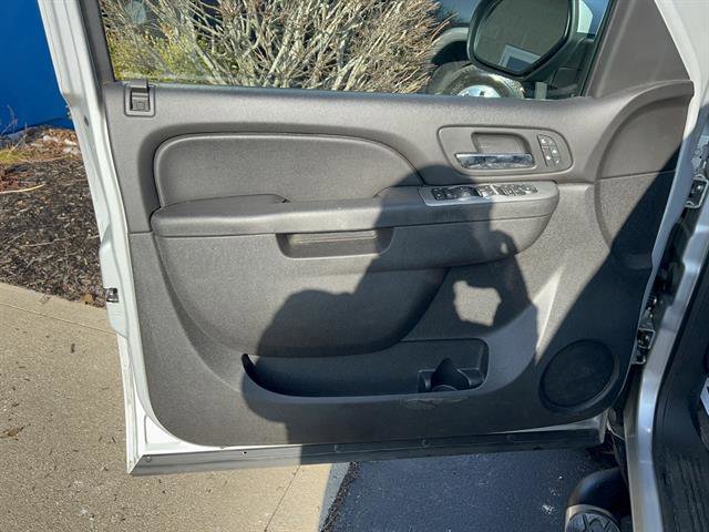 Used 2012 Chevrolet Tahoe LT w/ Suspension Package, Off-Road image 14