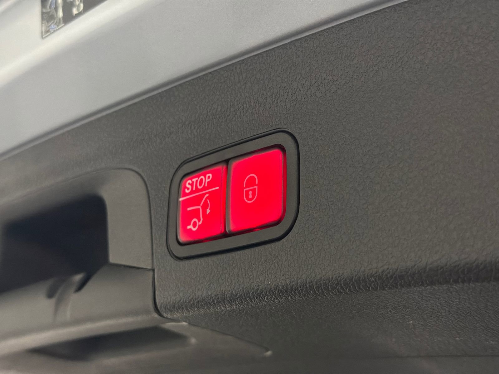 Used 2024 Mercedes-Benz GLE 450e 4MATIC image 10