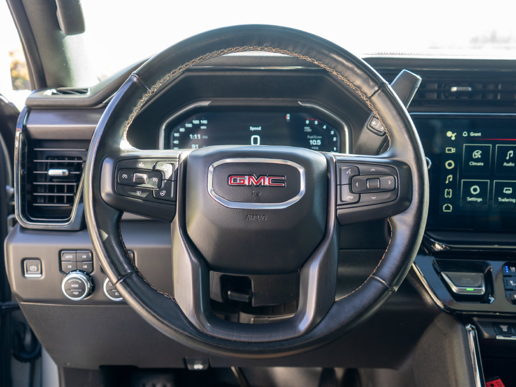 Used 2024 GMC Sierra 2500 AT4 w/ AT4 Premium Plus Package AWD/4WD image 17