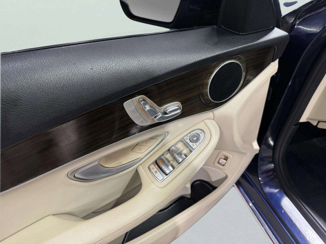 Used 2018 Mercedes-Benz C 300 Sedan image 15