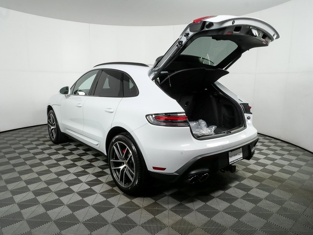 New 2026 Porsche Macan S image 33