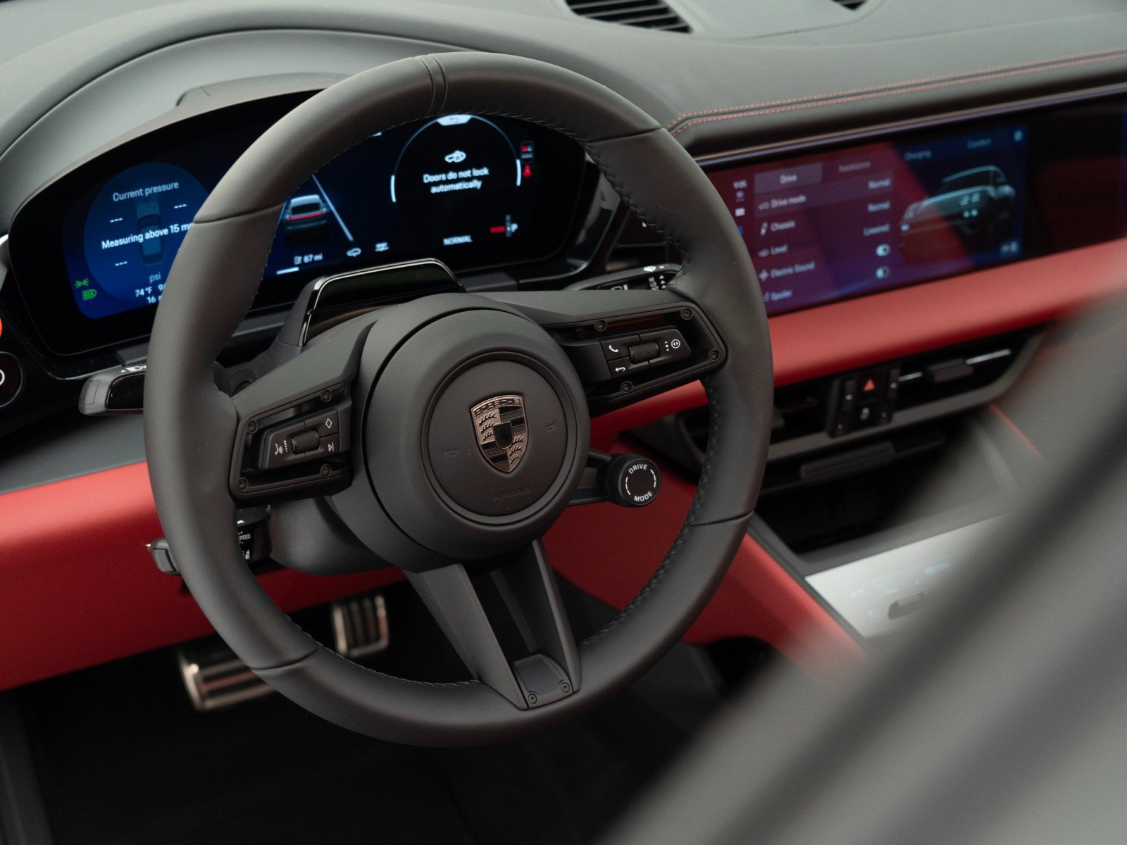 New 2026 Porsche Macan Turbo Electric image 20