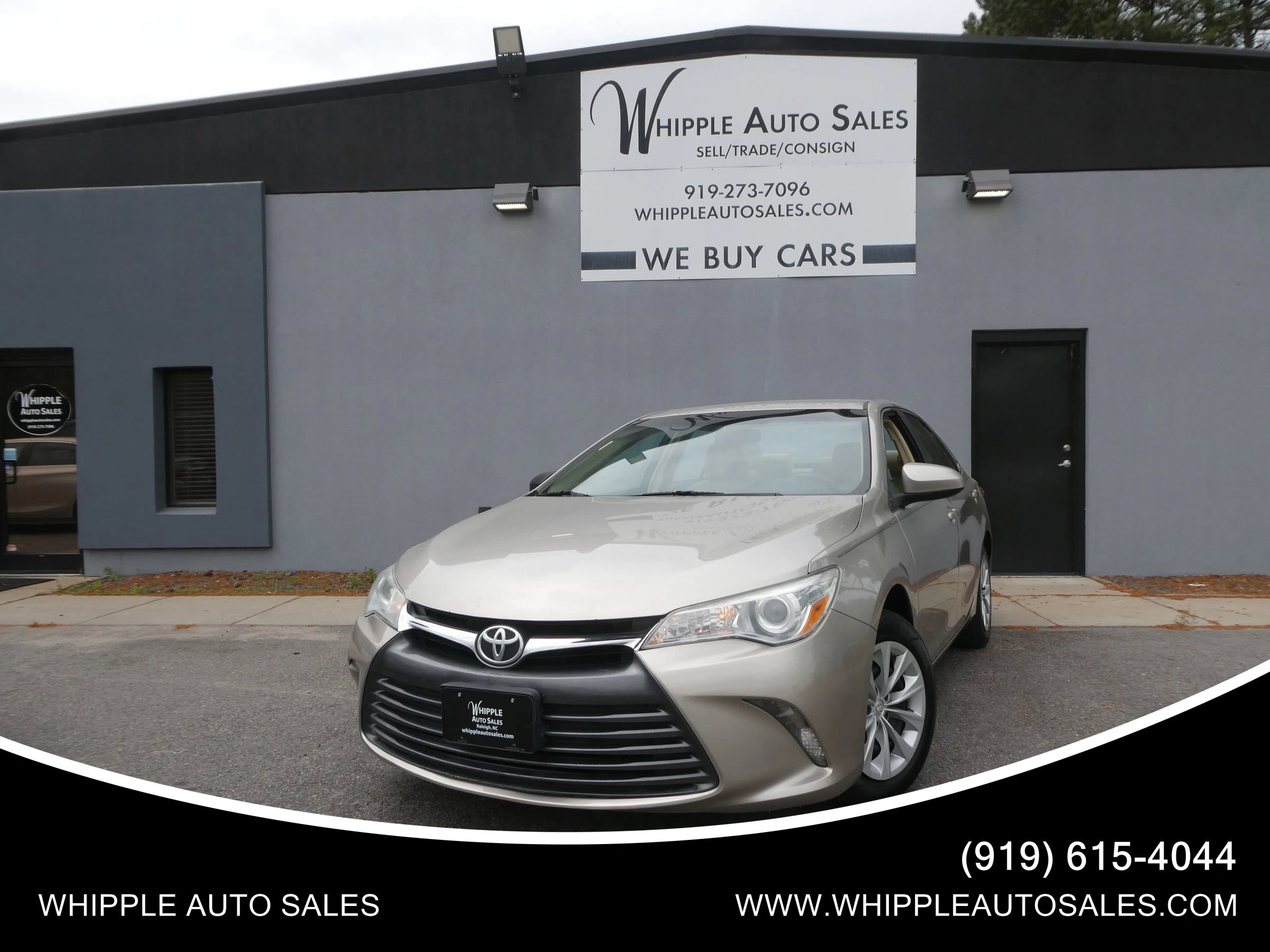Used 2015 Toyota Camry LE