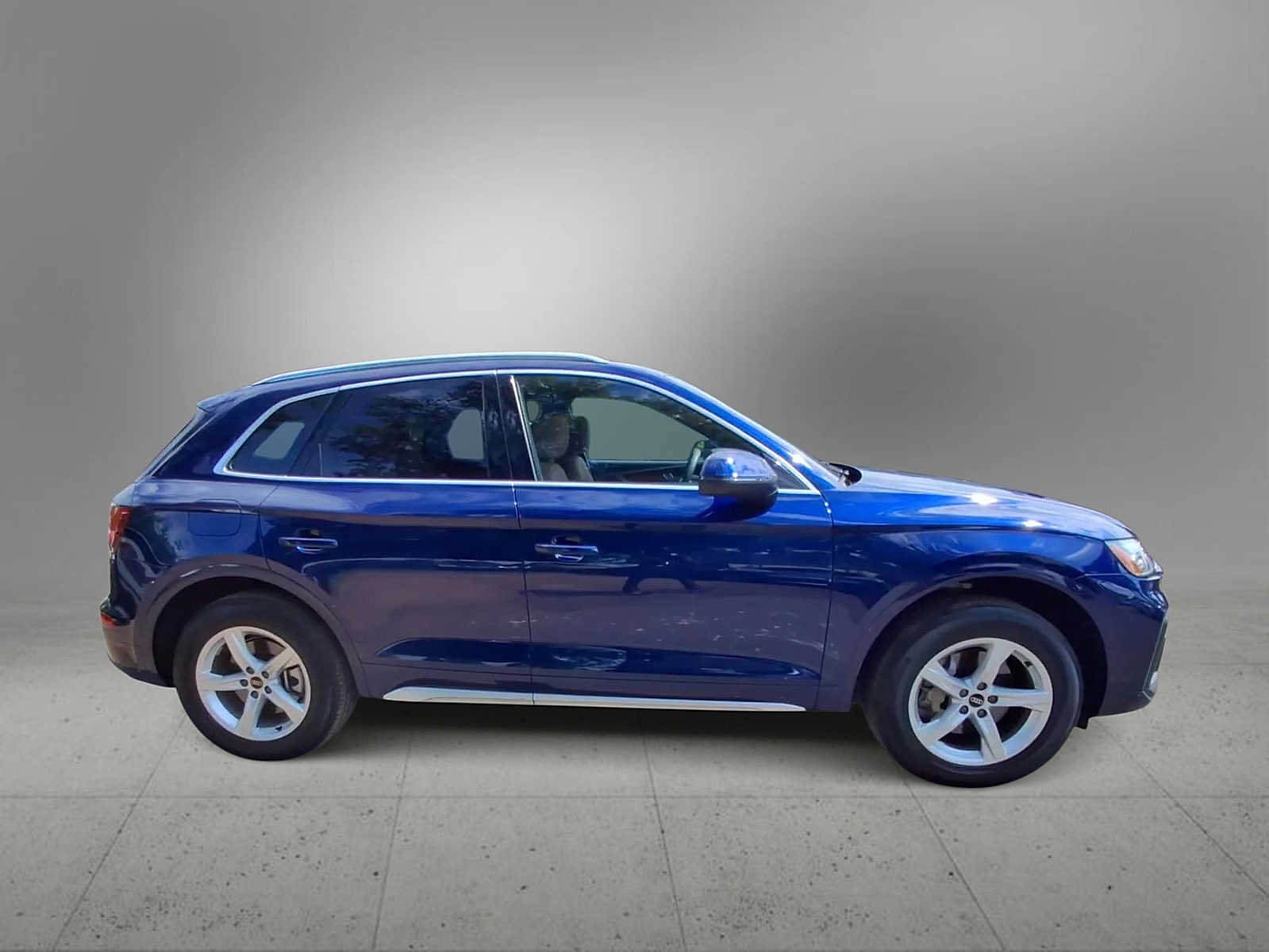 Used 2023 Audi Q5 2.0T Premium AWD/4WD image 9