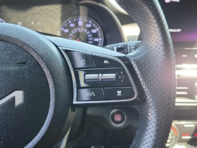 Used 2022 Kia Forte GT-Line w/ GT-Line Technology Package FWD image 8