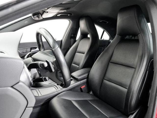Used 2015 Mercedes-Benz CLA 250 image 5