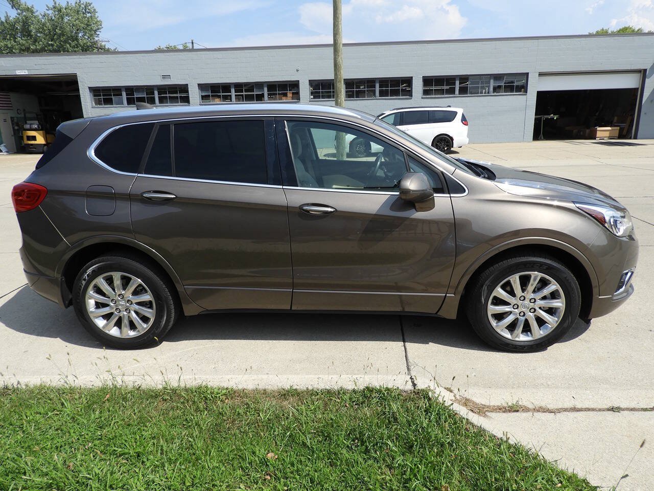 Used 2019 Buick Envision Essence AWD/4WD image 10