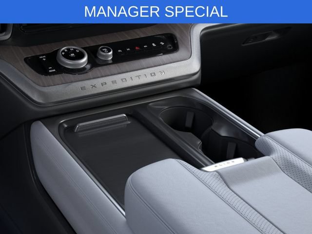 New 2025 Ford Expedition Platinum w/ Platinum Ultimate Package AWD/4WD image 15