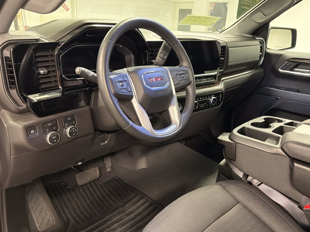 Used 2024 GMC Sierra 1500 Elevation AWD/4WD image 25