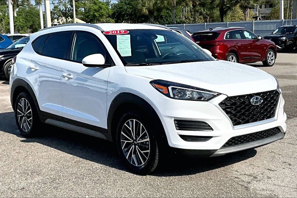 Used 2019 Hyundai Tucson SEL w/ Cargo Package FWD image 2