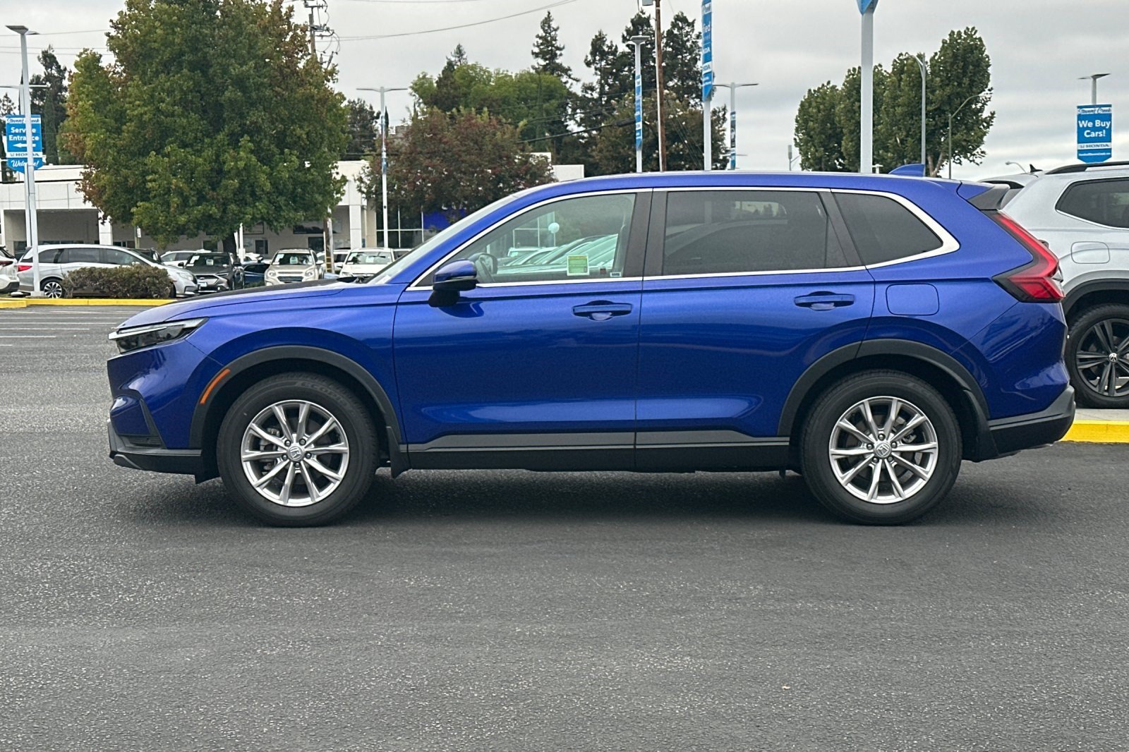 Used 2024 Honda CR-V EX-L image 2
