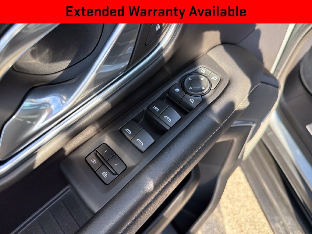 Certified 2023 GMC Yukon XL SLT w/ SLT Premium Package AWD/4WD image 13