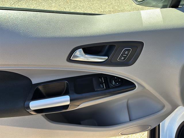 Used 2023 Ford Transit Connect XLT image 14